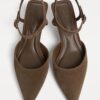 Leren schoenen met kittenhakken