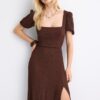 Losvallende maxi-jurk met gekruiste rug Losvallende maxi-jurk met gekruiste rug