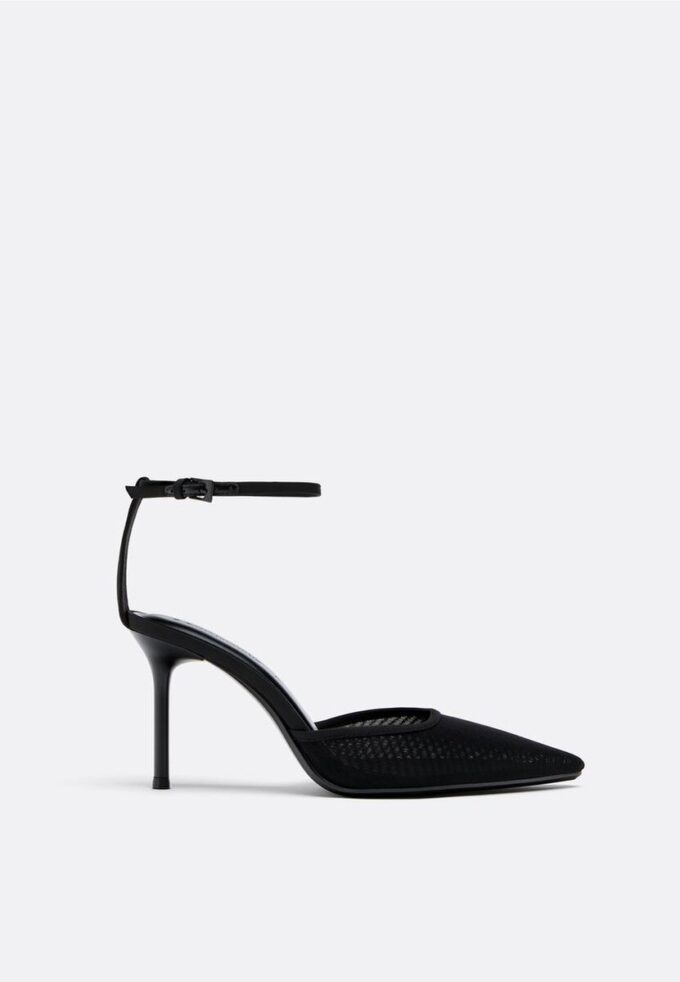 Mesh-schoenen met hoge hakken