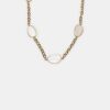 Metale riem met gekleurde steentjes en ketting