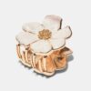 Metalen bloemhaarclip