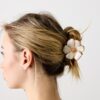 Metalen bloemhaarclip