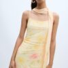 Midi-jurk van tule met prints en sjaal