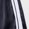 Minishorts met satijneffect
