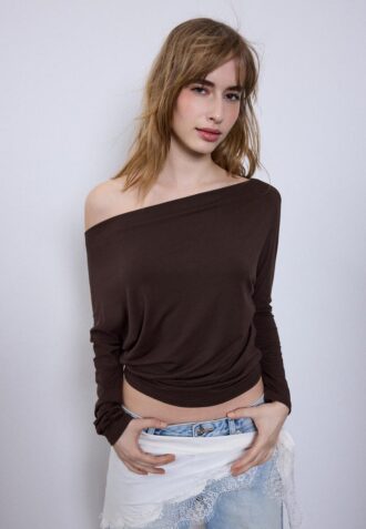 Modal asymmetrisch T-shirt Modal asymmetrisch T-shirt