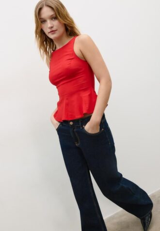 Mouwloze peplumtop