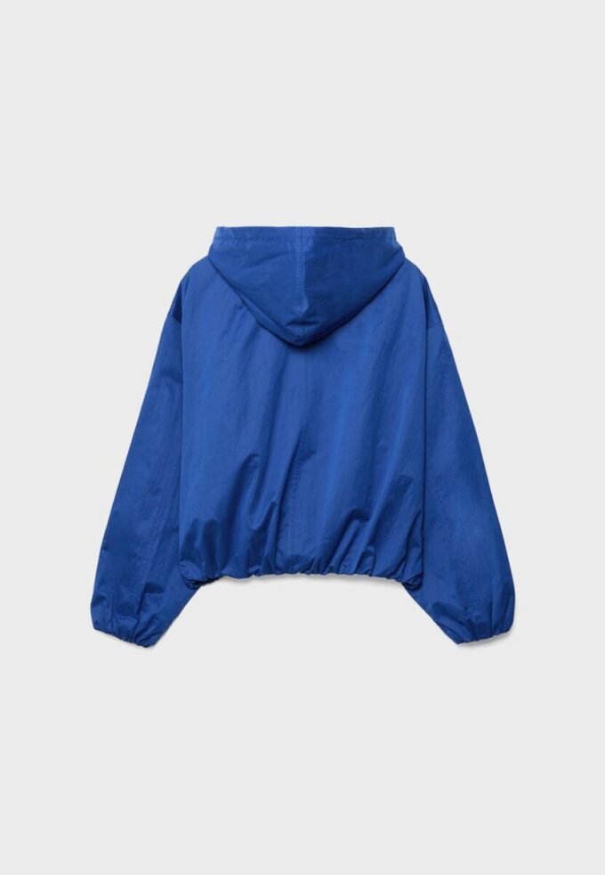 Nylon jas met capuchon Nylon jas met capuchon