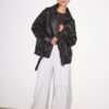 Oversize imitatieleren jasje met revers Oversize imitatieleren jasje met revers