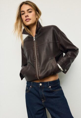 Oversize jas met gewassen leereffect