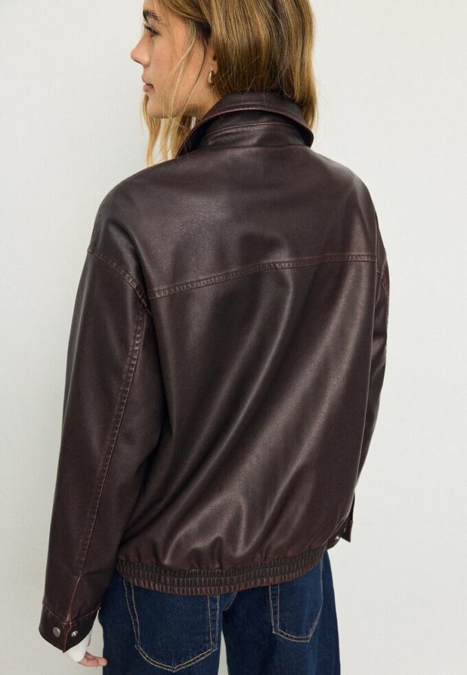 Oversize jas met gewassen leereffect