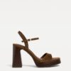 Plateausandalen van gespleten leer