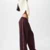 Pluche broek met Wide Leg pijpen en sierstuk Pluche broek met Wide Leg pijpen en sierstuk
