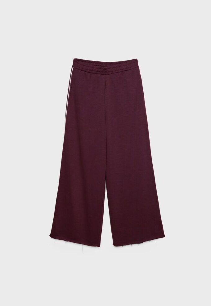 Pluche broek met Wide Leg pijpen en sierstuk Pluche broek met Wide Leg pijpen en sierstuk