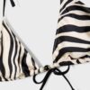 Prints op satijn op driehoekige bikinitop