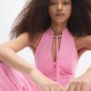 Qipao-top met halternek en knopen