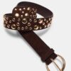 Riemen met onregelmatige multi-studs