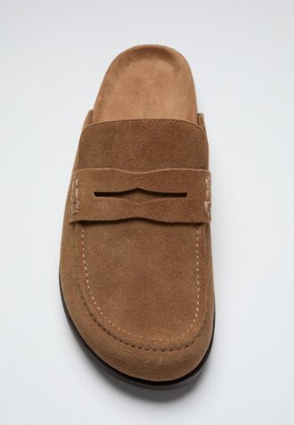 rugloze leerloafer klompen 1 330x477 - Rugloze leerloafer-klompen