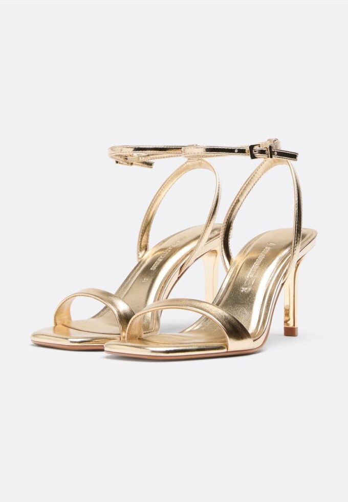 Sandalen met naaldhak