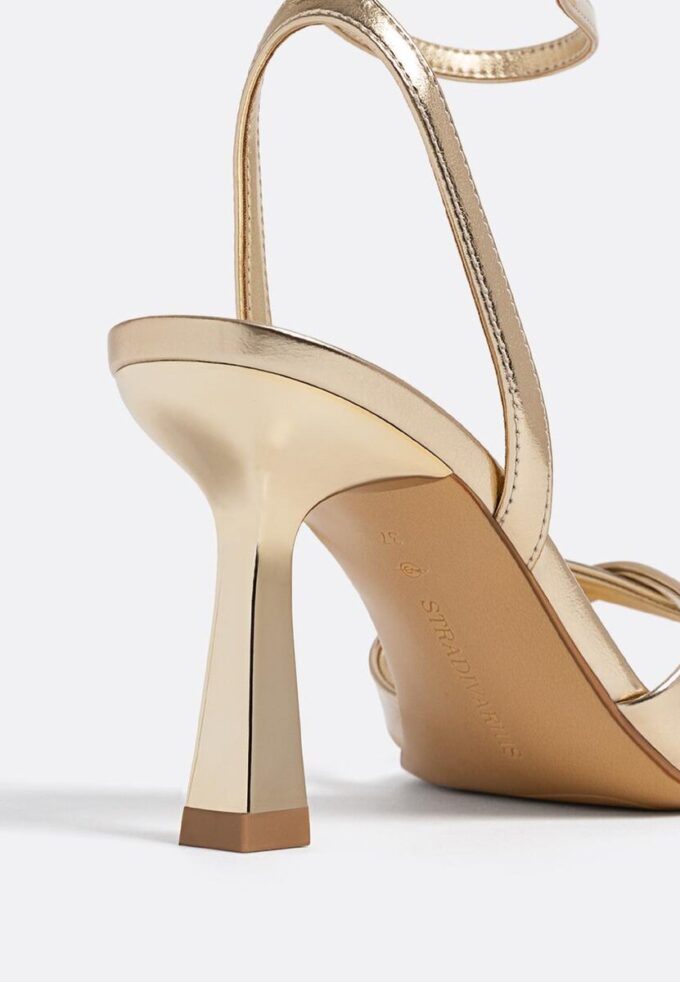 Sandalen met naaldhak