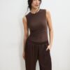 Satijnen jumpsuit met halternek