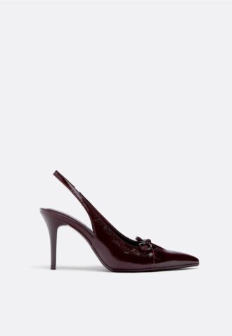 schoenen met strik en hakken 2 330x477 - Schoenen met strik en hakken