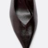 Schoenen met V-hals en kittenhakken