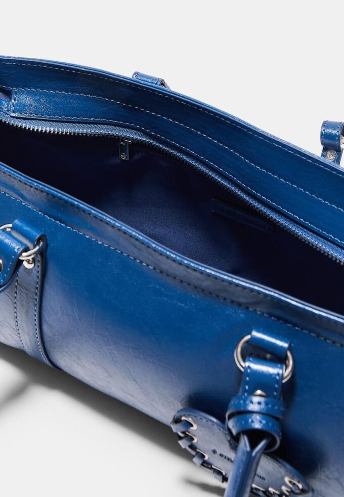 Schoudertas met hartdetail