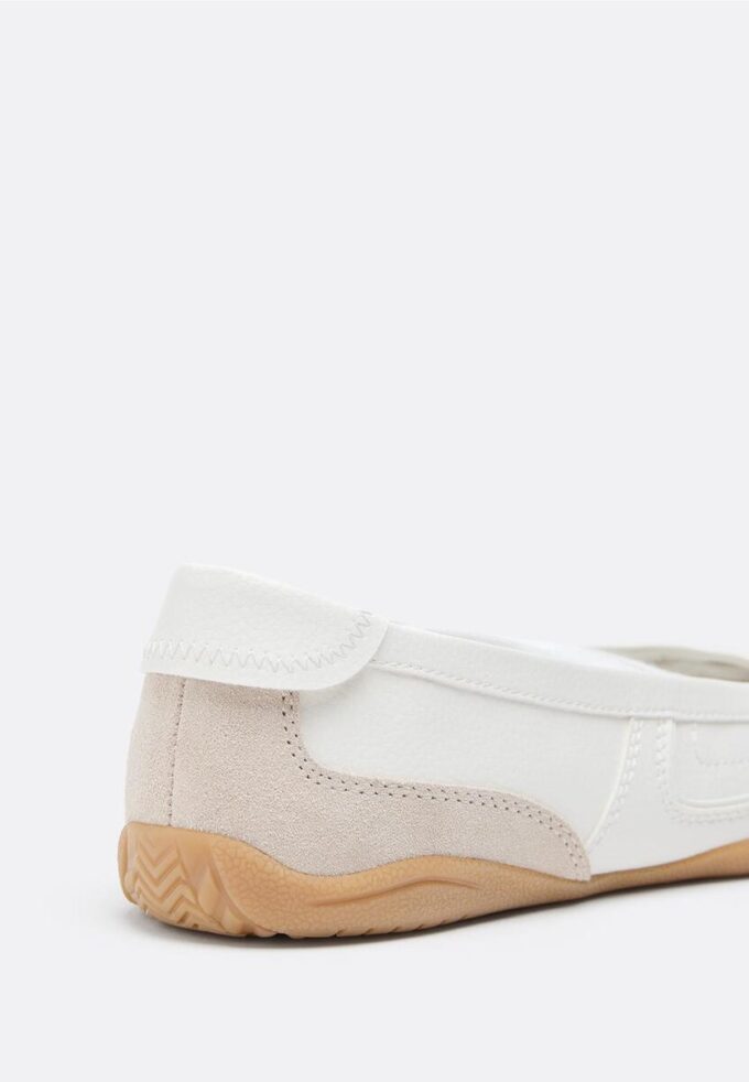 Sneakerinas met strik