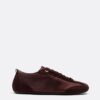 Sneakers met satijnglans en dunne zool