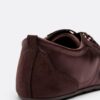 Sneakers met satijnglans en dunne zool