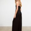 Soepelvallende jumpsuit met bandjes