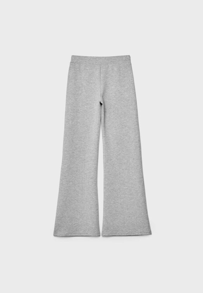 Soft-Touch broek met uitlopende pijpen en naaddetail aan de voorkant Soft-Touch broek met uitlopende pijpen en naaddetail aan de voorkant
