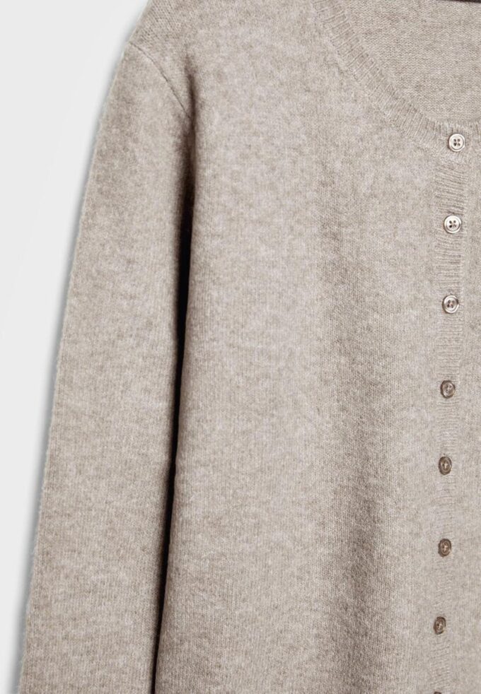 Soft-Touch gebreid vest met knopen Soft-Touch gebreid vest met knopen