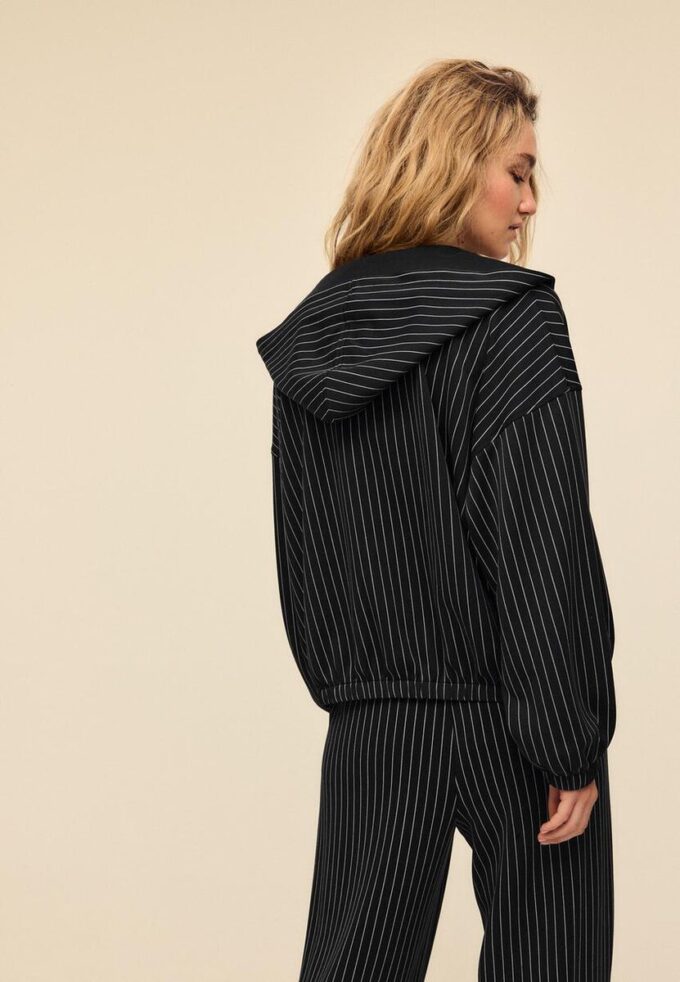Soft-Touch gestreept sweatshirt Soft-Touch gestreept sweatshirt