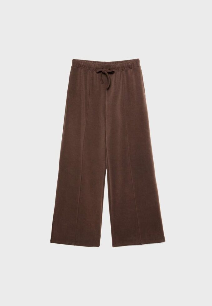 Soft-Touch joggingbroek met Wide Leg pijpen en naaddetail aan de voorkant Soft-Touch joggingbroek met Wide Leg pijpen en naaddetail aan de voorkant
