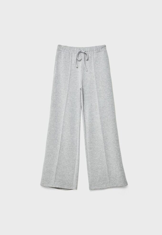 Soft-Touch joggingbroek met Wide Leg pijpen en naaddetail aan de voorkant Soft-Touch joggingbroek met Wide Leg pijpen en naaddetail aan de voorkant
