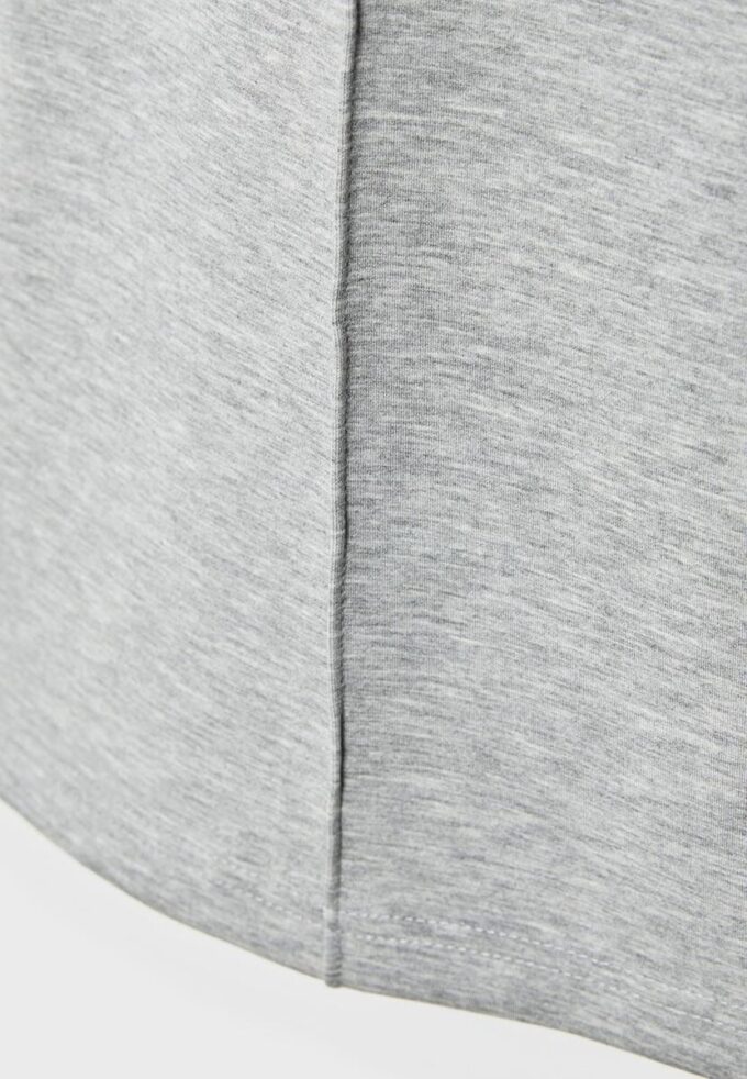 Soft-Touch joggingbroek met Wide Leg pijpen en naaddetail aan de voorkant Soft-Touch joggingbroek met Wide Leg pijpen en naaddetail aan de voorkant