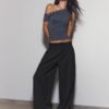 Strakke broek met coupenaden Strakke broek met coupenaden
