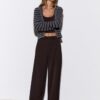 Strakke broek met coupenaden Strakke broek met coupenaden