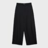 Strakke broek met coupenaden Strakke broek met coupenaden