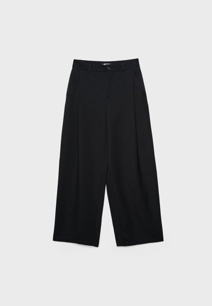 Strakke broek met coupenaden Strakke broek met coupenaden