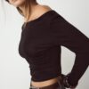 T-shirt met lange mouwen en plooien T-shirt met lange mouwen en plooien