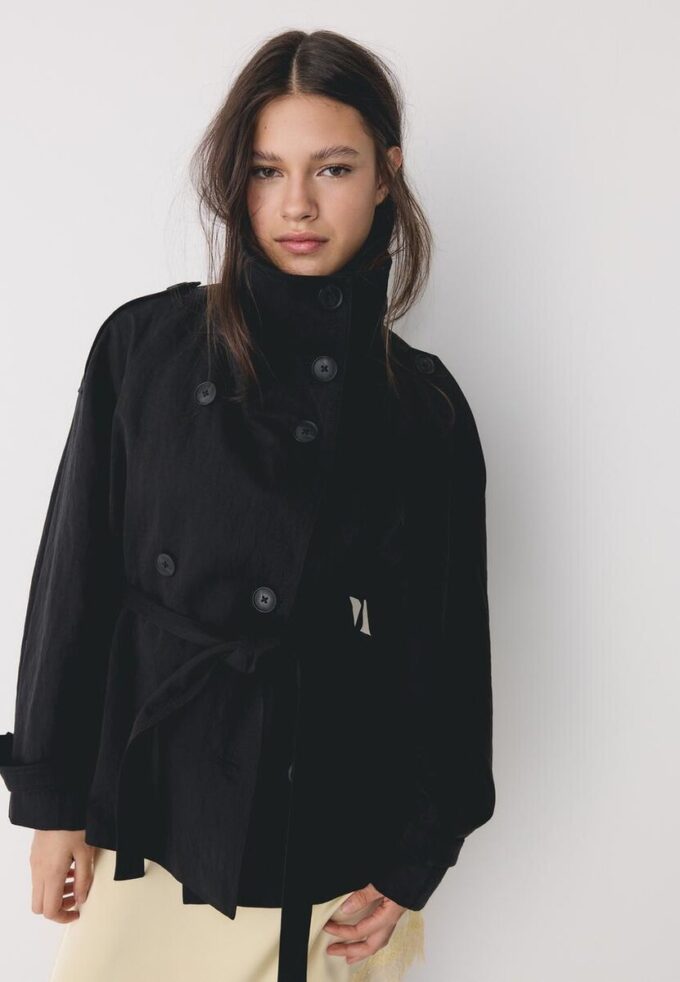 Trenchcoat met hoge kraag