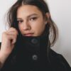 Trenchcoat met hoge kraag