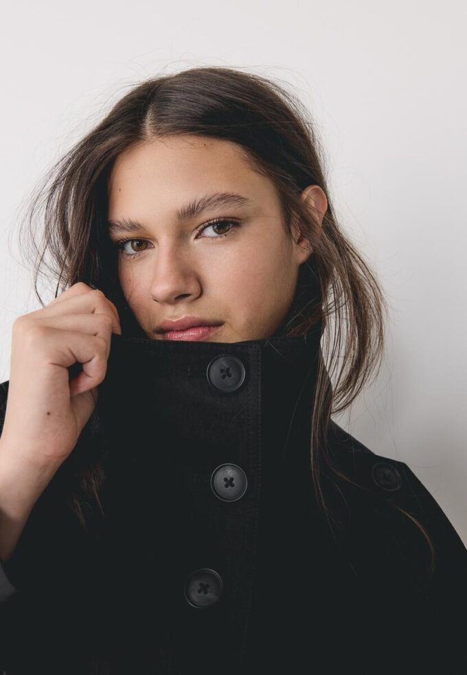 Trenchcoat met hoge kraag
