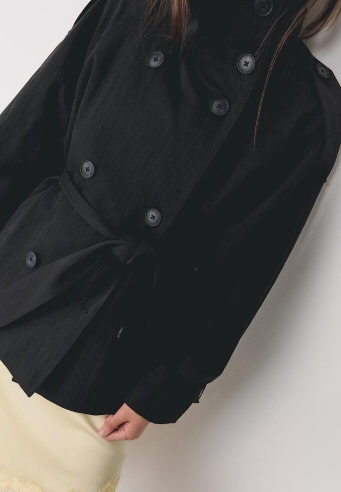 Trenchcoat met hoge kraag