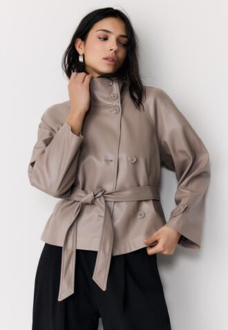 Trenchcoat met hoge kraag en leerlook