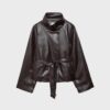 Trenchcoat met hoge kraag en leerlook Trenchcoat met hoge kraag en leerlook