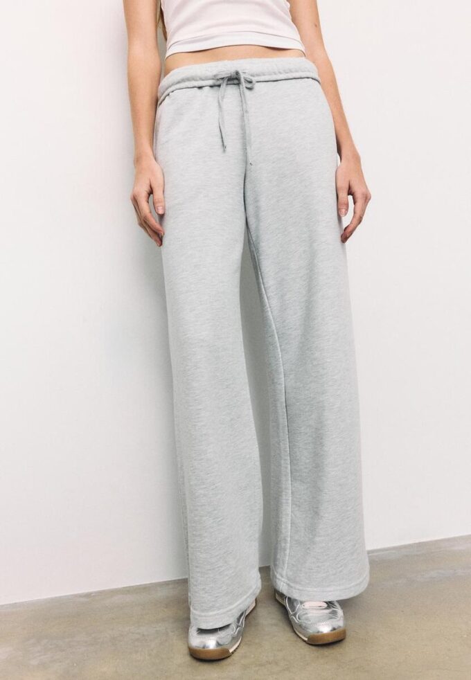 Wide Leg Joggingbroek met wijde pijpen Wide Leg Joggingbroek met wijde pijpen