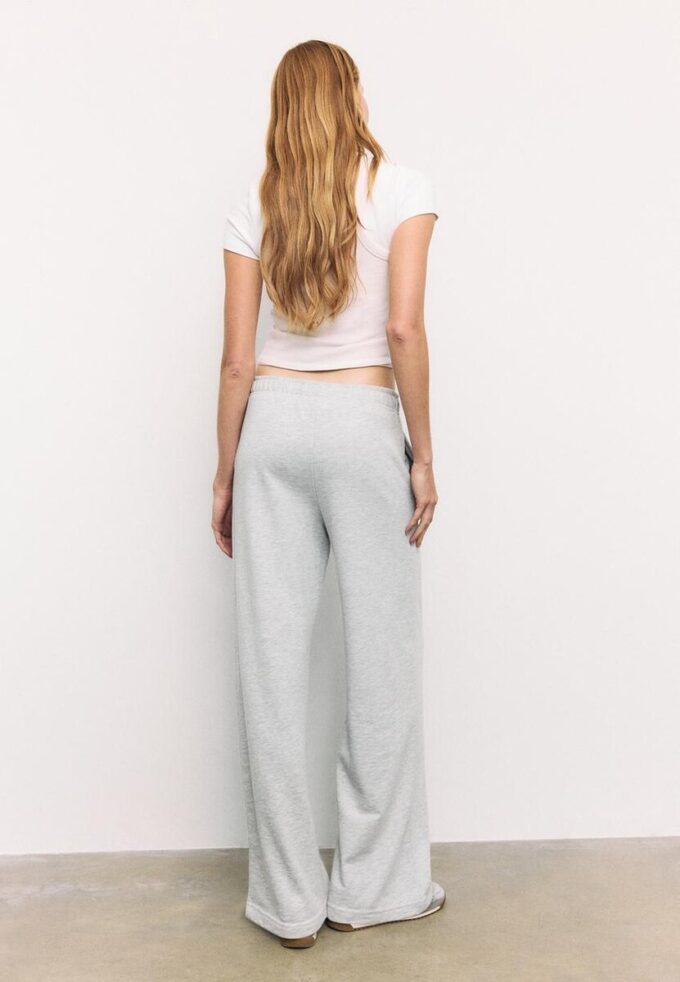Wide Leg Joggingbroek met wijde pijpen Wide Leg Joggingbroek met wijde pijpen
